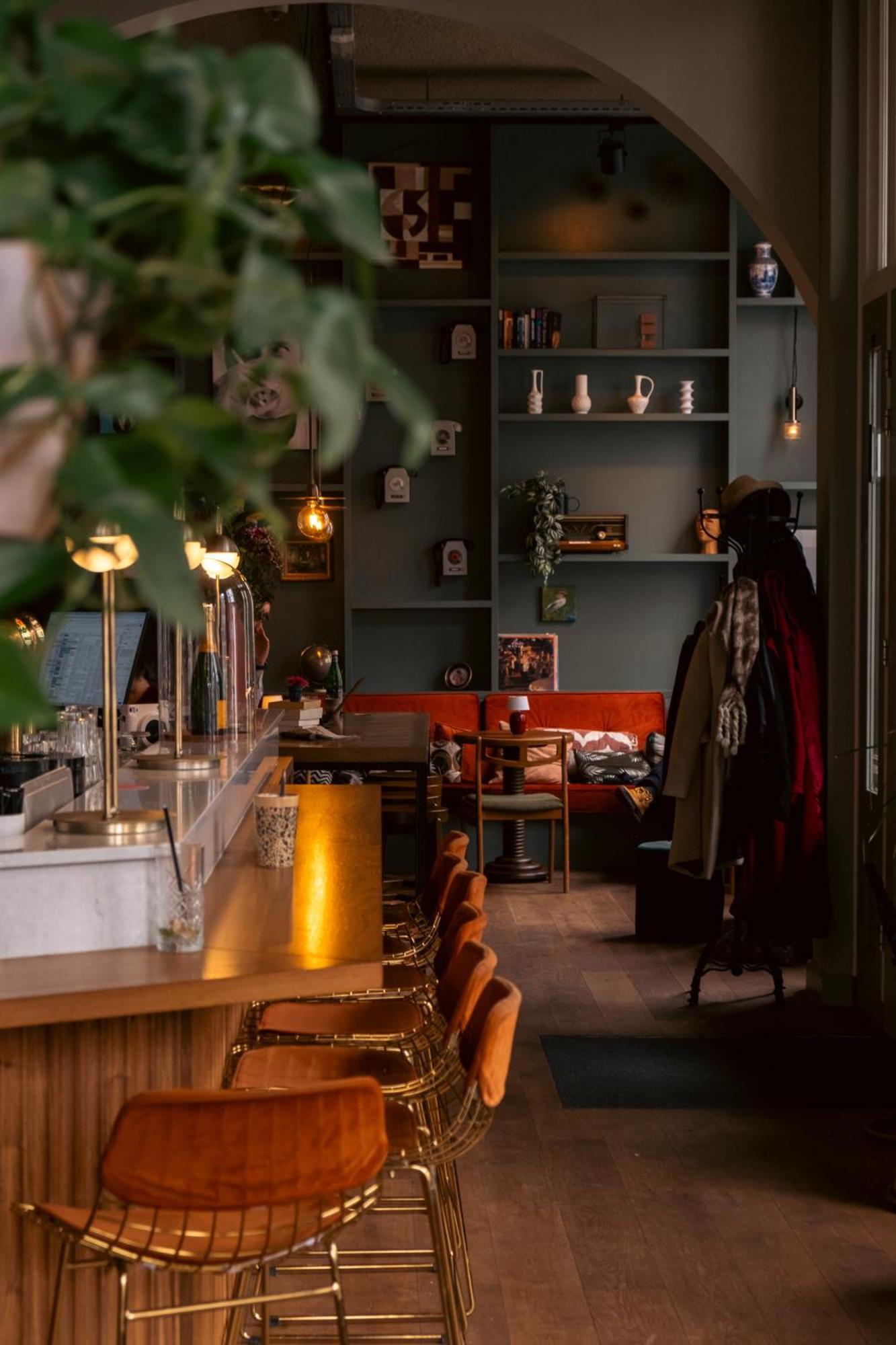 Finch Boutique Hotel, Downtown Hotel 4*