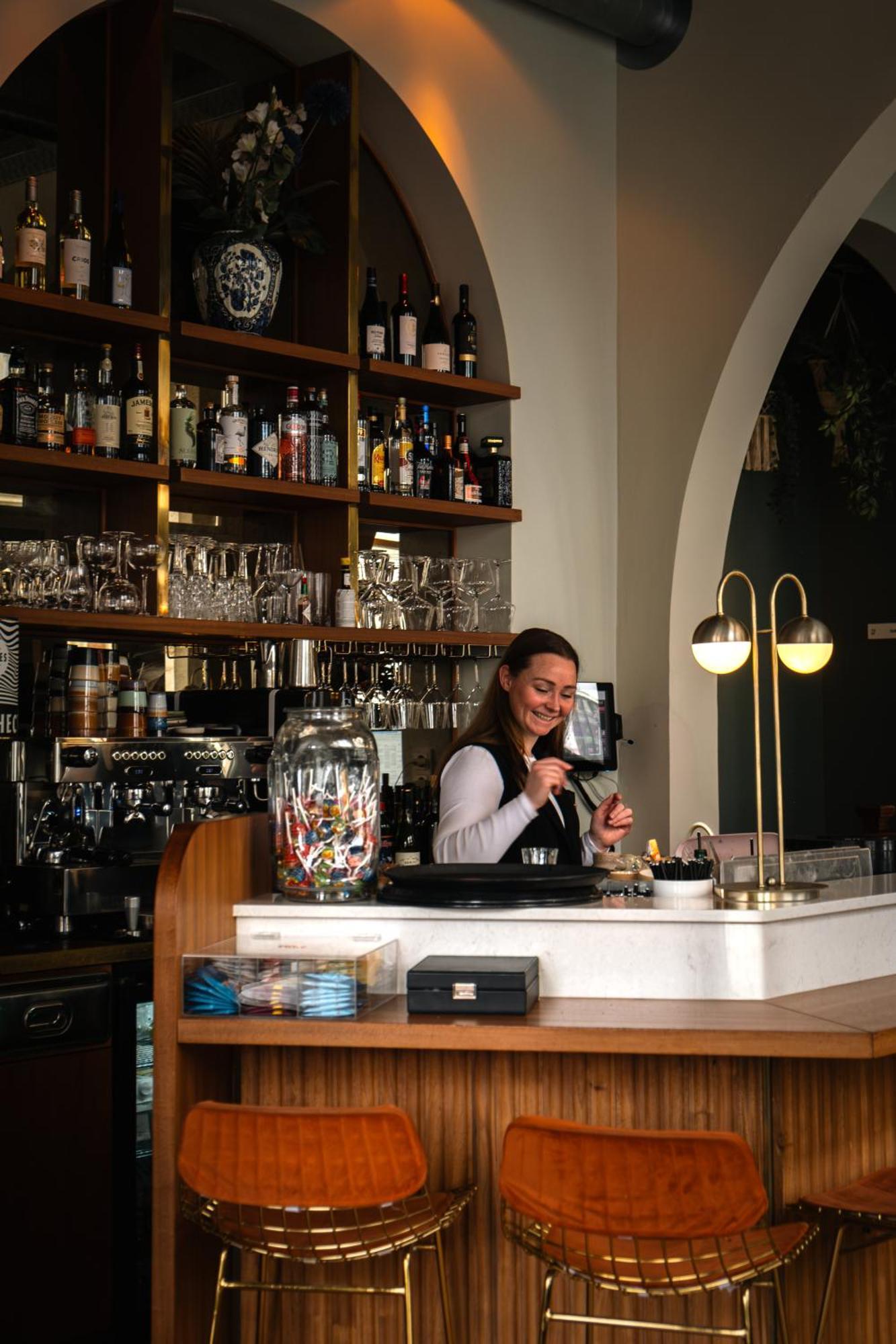 Finch Boutique Hotel, Downtown